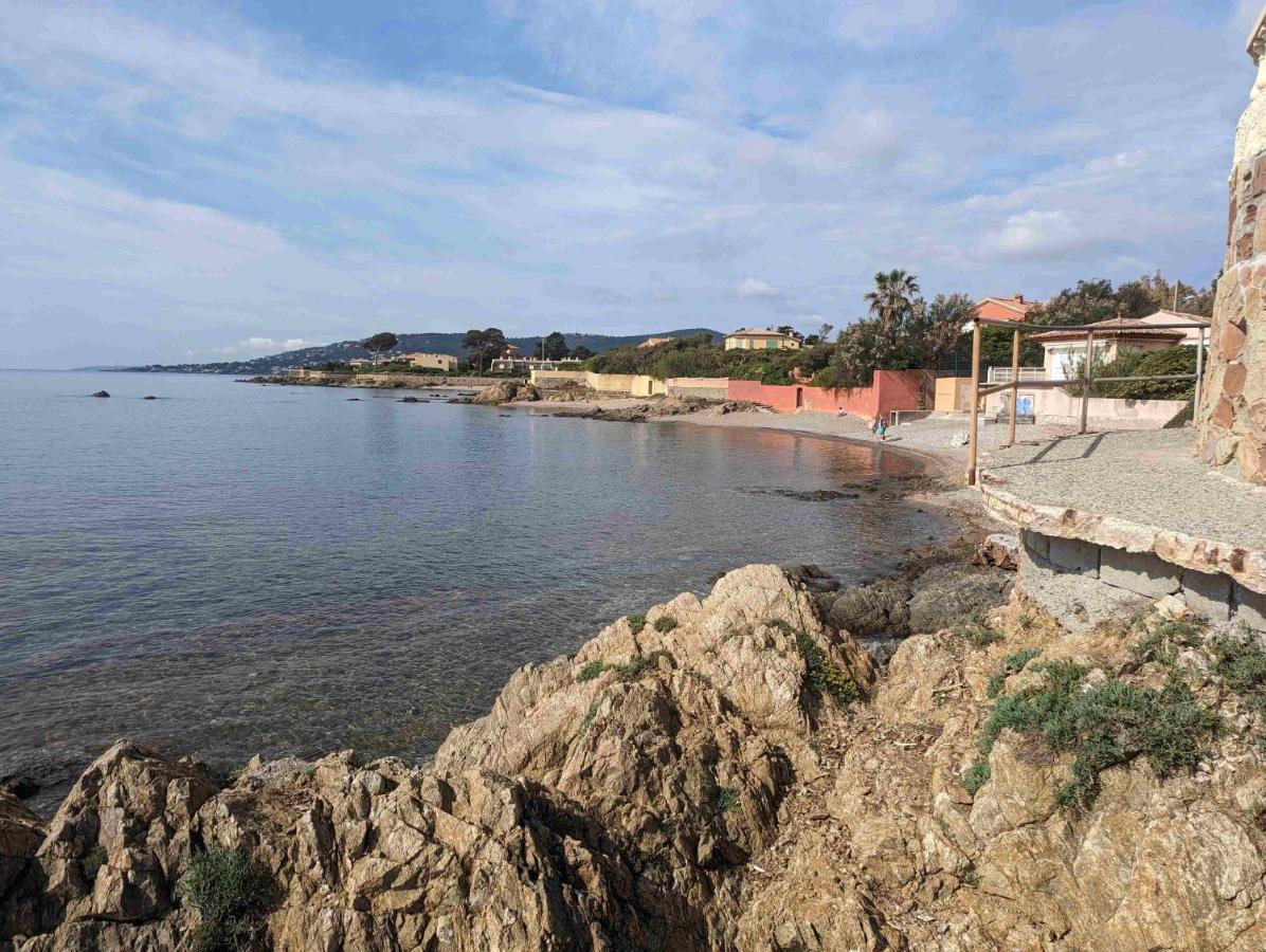 Eucalyptus, Calme Entoure De Verdure Et Pres De La Mer Saint Aygulf Exterior photo